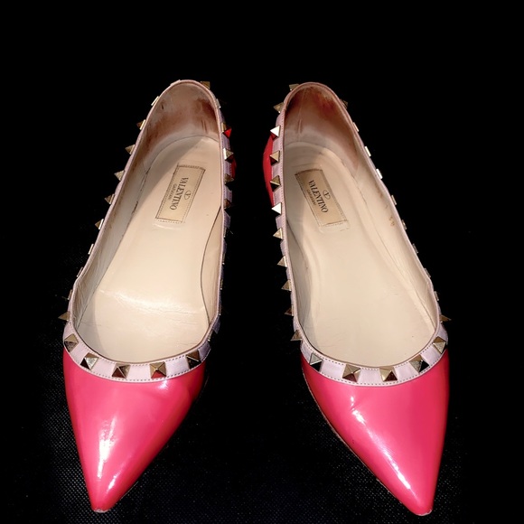 Valentino Garavani Shoes - Pink Valentino Garavani studded flats
